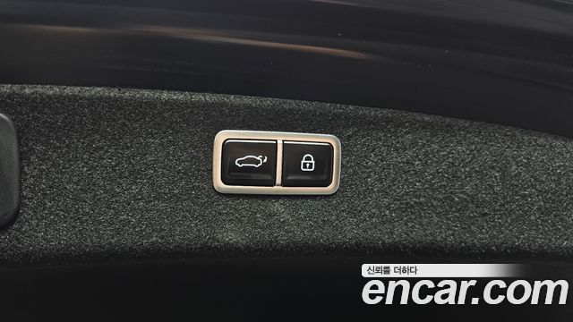 Genesis G80 2022 — photo 31
