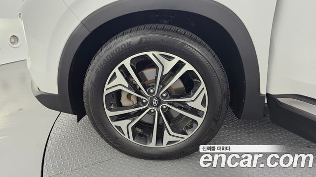 Hyundai Santafe 2019 — photo 5