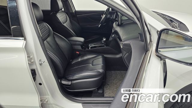 Hyundai Santafe 2019 — photo 13
