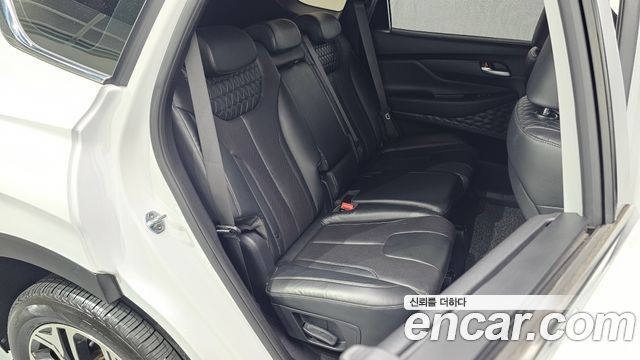 Hyundai Santafe 2019 — photo 17