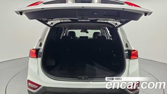Hyundai Santafe 2019 — photo 26