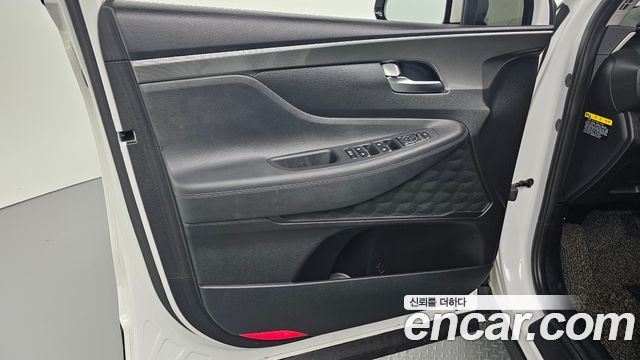 Hyundai Santafe 2019 — photo 14