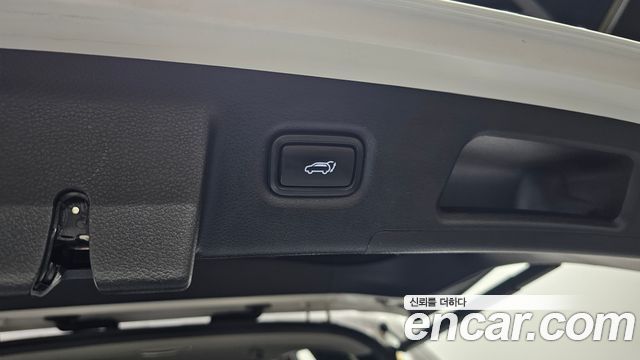 Hyundai Santafe 2019 — photo 29
