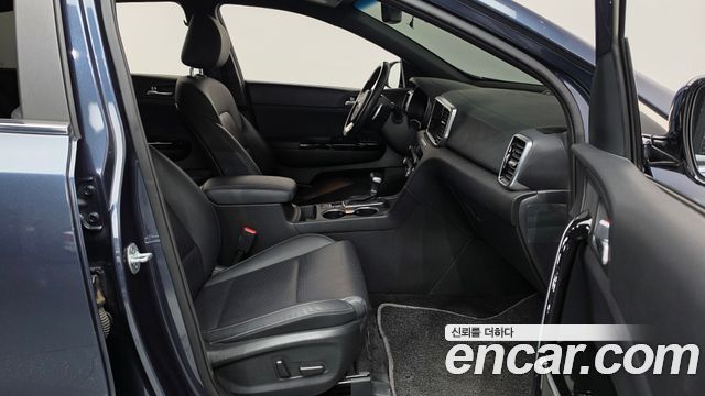 Kia Sportage 2019 — photo 11