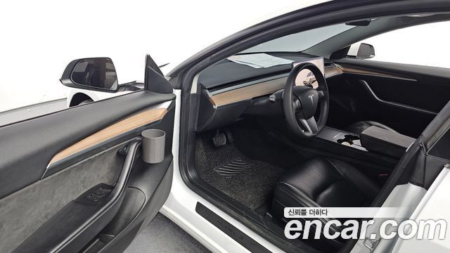 Tesla Model 3 2022 — photo 17