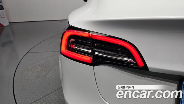 Tesla Model 3 2022 — photo 9
