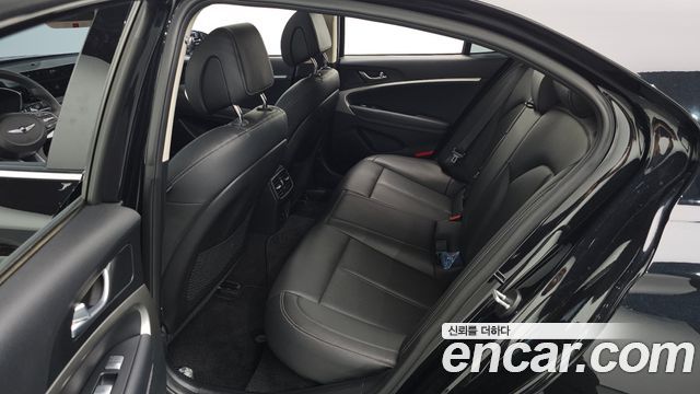 Genesis G70 2023 — photo 17