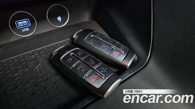 Genesis G70 2023 — photo 23