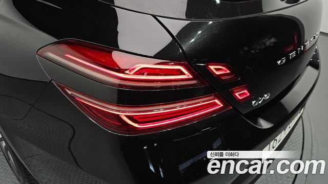 Genesis G70 2023 — photo 9