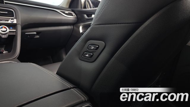 Genesis G70 2023 — photo 29