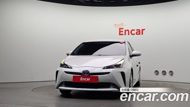 Toyota Prius 2019 — photo 3