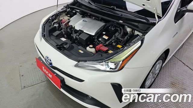 Toyota Prius 2019 — photo 6