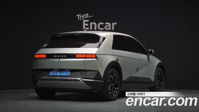 Hyundai Ioniq5 2022 — photo 2