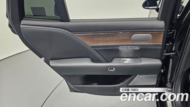 Genesis G90 2024 — photo 15
