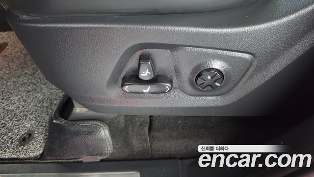 KG Mobility Rexton 2020 — photo 31
