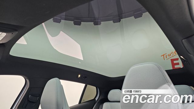 Volvo EX30 2026 — photo 25