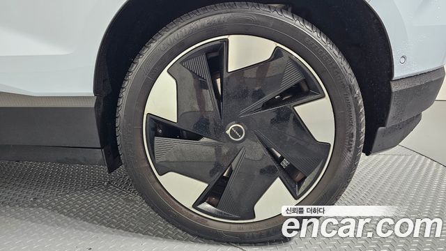 Volvo EX30 2026 — photo 7