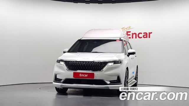 Kia Canival 2021 — photo 3