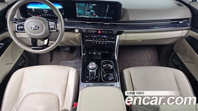 Kia Canival 2021 — photo 10