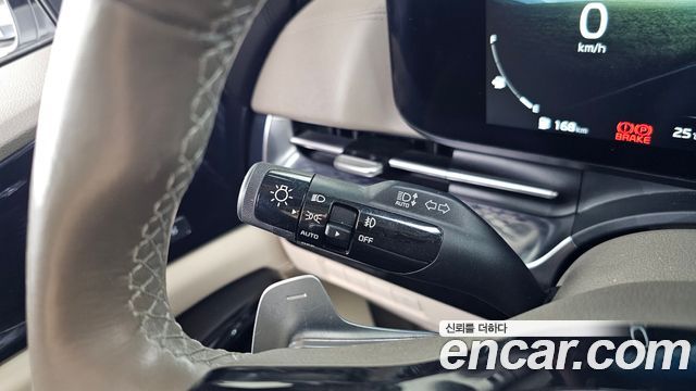 Kia Canival 2021 — photo 32
