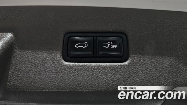 Kia Canival 2021 — photo 39