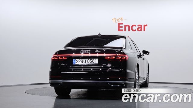 Audi A8 2021 — photo 4