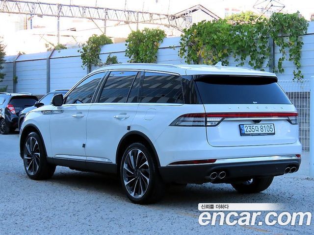 Lincoln Aviator 2021 — photo 3