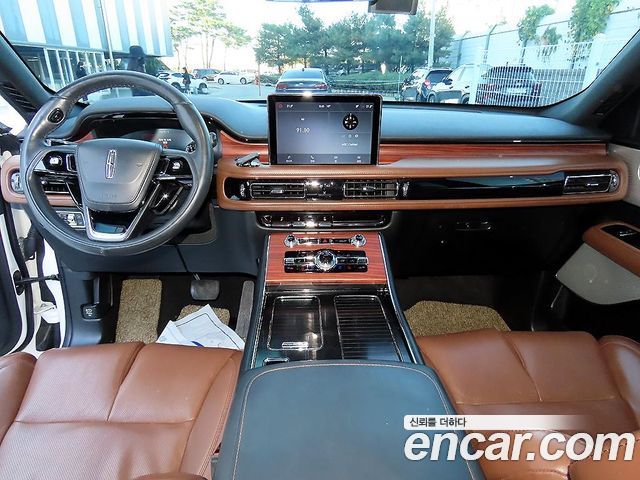 Lincoln Aviator 2021 — photo 7