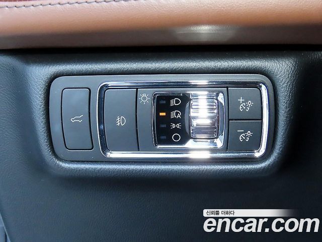 Lincoln Aviator 2021 — photo 13