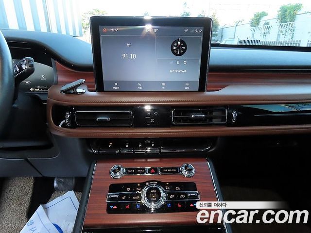 Lincoln Aviator 2021 — photo 14