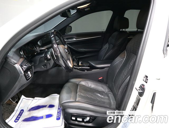 BMW 5-Series 2018 — photo 6