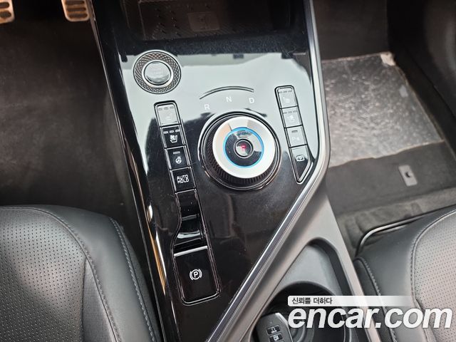 Kia Niro 2023 — photo 12