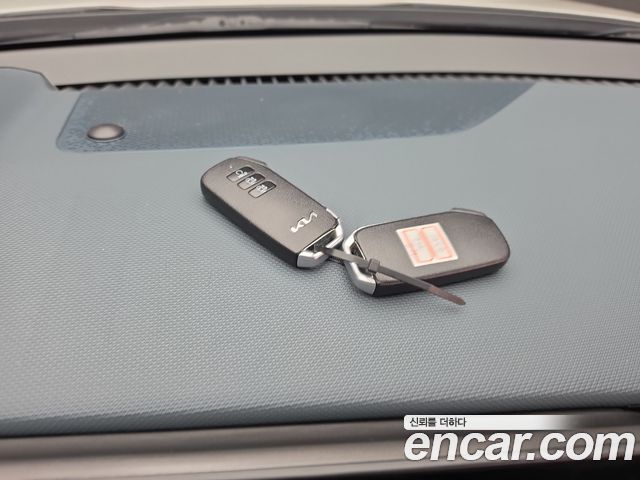 Kia Niro 2023 — photo 22