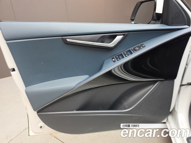 Kia Niro 2023 — photo 14
