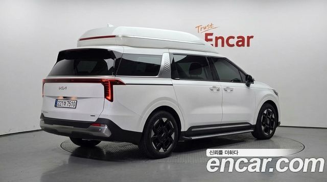 Kia Canival 2025 — photo 2