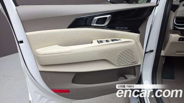 Kia Canival 2025 — photo 14