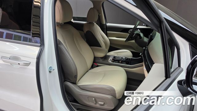 Kia Canival 2025 — photo 16