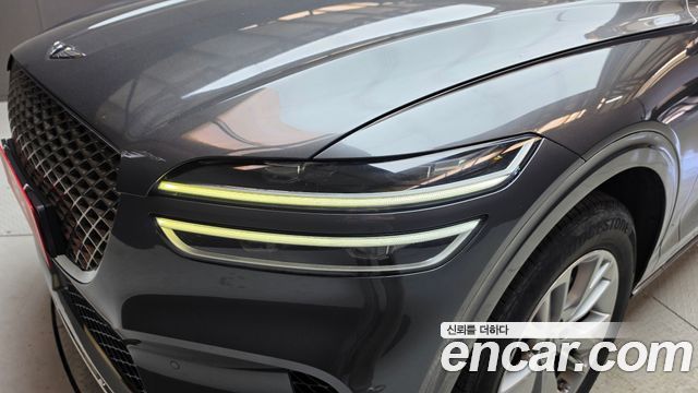 Genesis GV70 2023 — photo 8