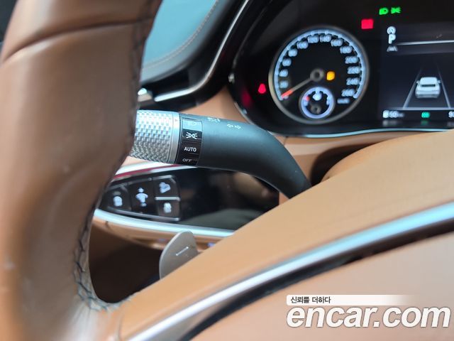 Genesis GV70 2023 — photo 28