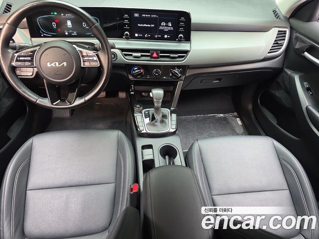 Kia Seltos 2023 — photo 10