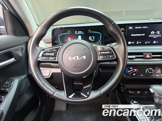 Kia Seltos 2023 — photo 20