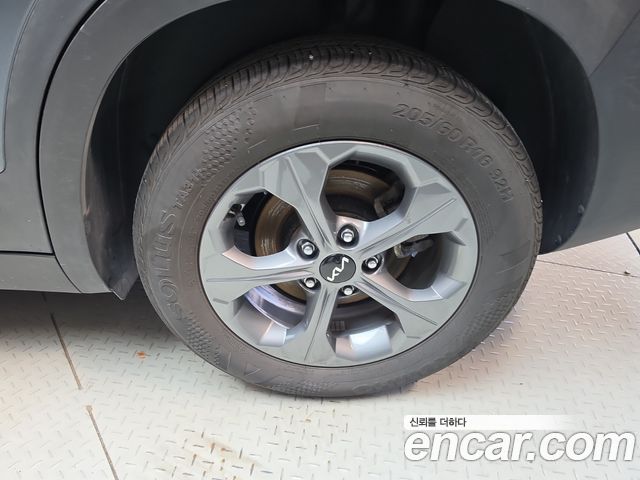 Kia Seltos 2023 — photo 7