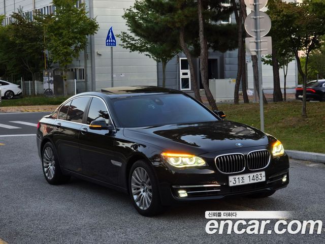 BMW 7-Series 2014 — photo 2