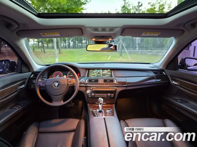 BMW 7-Series 2014 — photo 7