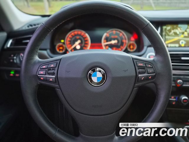 BMW 7-Series 2014 — photo 9