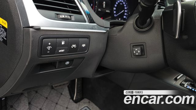 Hyundai Genesis 2016 — photo 26