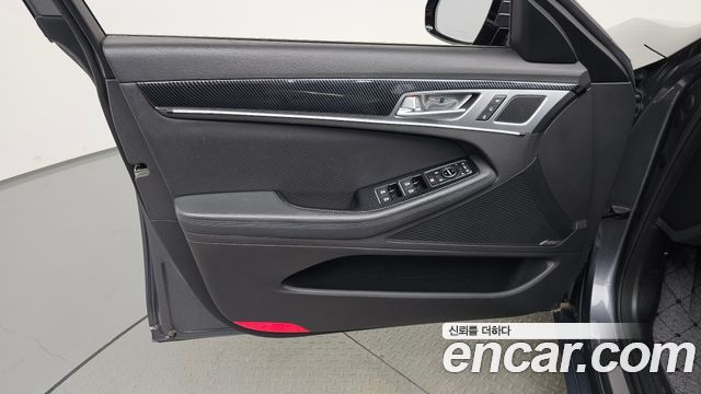 Hyundai Genesis 2016 — photo 14