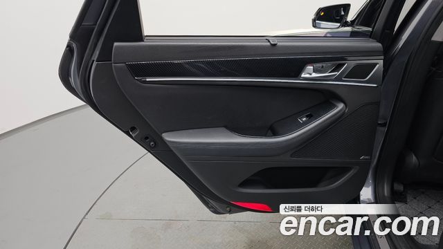Hyundai Genesis 2016 — photo 15