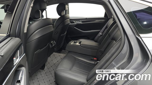 Hyundai Genesis 2016 — photo 16