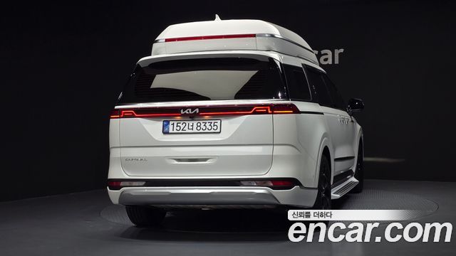 Kia Canival 2022 — photo 4